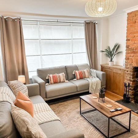 3 Bedroom Home Close To Town Centre With Wifi & Garden Royal Tunbridge Wells Exterior photo