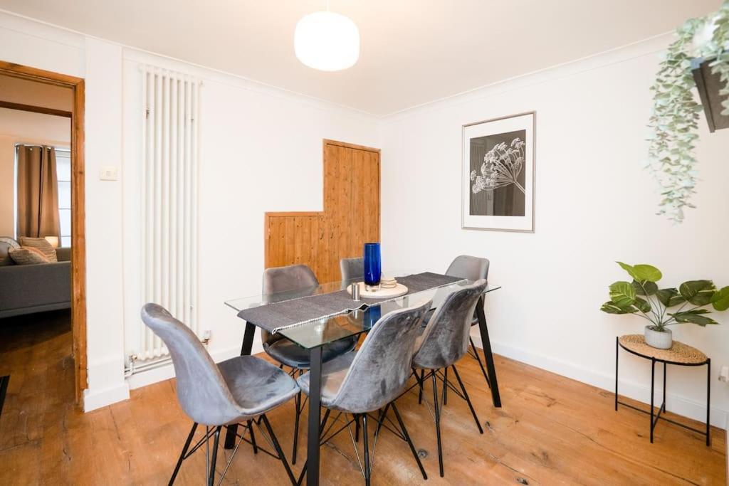 3 Bedroom Home Close To Town Centre With Wifi & Garden Royal Tunbridge Wells Exterior photo