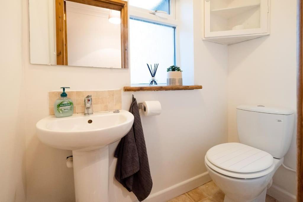 3 Bedroom Home Close To Town Centre With Wifi & Garden Royal Tunbridge Wells Exterior photo